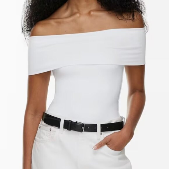 Contour Sleeveless Off-shoulder Hip Top - Picture 1 of 7